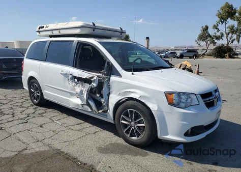 2017 Dodge Grand Caravan Sxt z USA, uszkodzony, nr VIN 2C4RDGCG4HR687515
